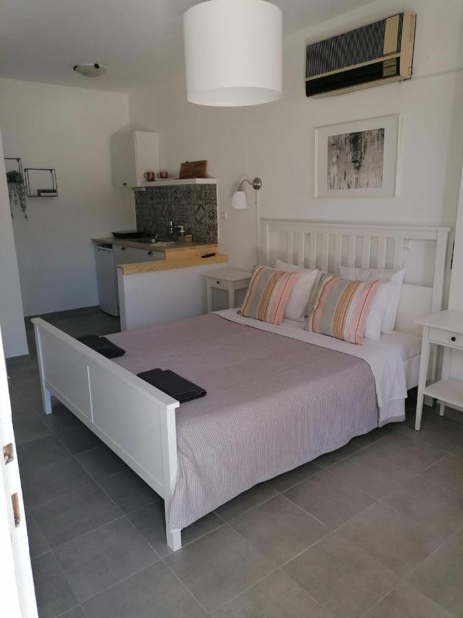 Studios Margaret, Poros Island Poros Town Exterior foto